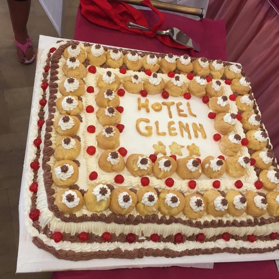 Hotel Glenn Rimini Exteriör bild